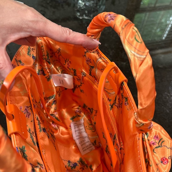 Tan and Orange Shoulder Bag with Woven Design - Picture 5 of 7